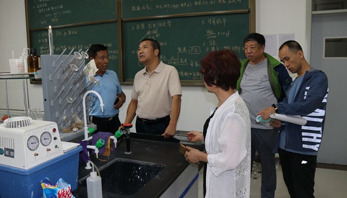 我们开展秋季开学校园安全大检查 我们开展秋季开学校园安全大检查
