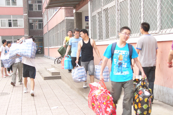 【三下乡后续报道】活动准备,让队员们的实践更有意义 【三下乡后续报道】活动准备,让队员们的实践更有意义