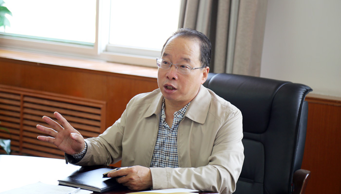 我们召开维护核心见诸行动主题教育暨“三基建设”工作推进会 我们召开维护核心见诸行动主题教育暨“三基建设”工作推进会