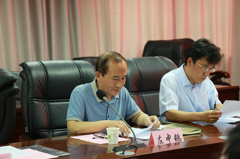 我们召开2018年学位委员会会议