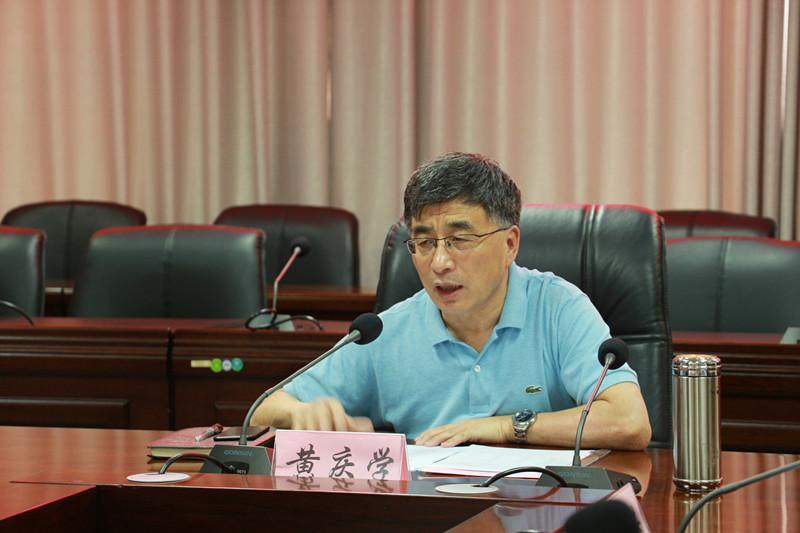 我们召开2018年学位委员会会议
