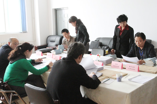 省学位办专家组对我们申请列为学士学位授予单位及授予专业进行评审 省学位办专家组对我们申请列为学士学位授予单位及授予专业进行评审
