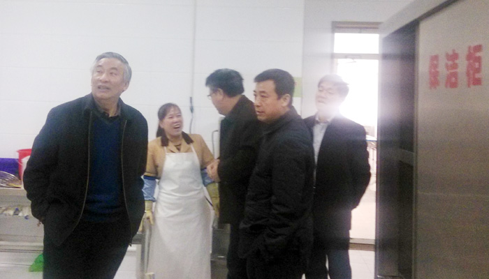 后勤等各部门积极做好开学准备工作 后勤等各部门积极做好开学准备工作