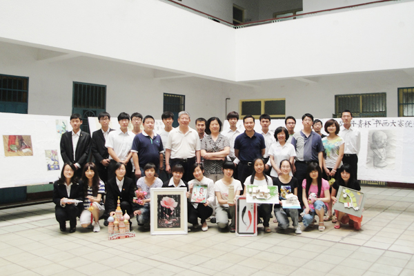 我们举办第四届“现代风华”文化节优秀作品展 我们举办第四届“现代风华”文化节优秀作品展