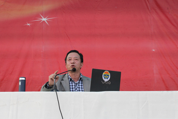 我们举行2011级新生地震消防知识及应急避险逃生安全教育讲座 我们举行2011级新生地震消防知识及应急避险逃生安全教育讲座