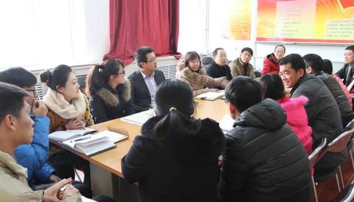 我们党委召开征求意见座谈会 我们党委召开征求意见座谈会