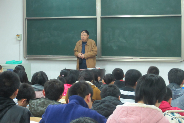 我们举行2011级基础强化班开课仪式