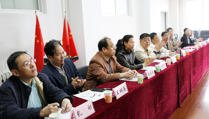山西省学位办专家组对我们工业设计等七个专业申请列为学士学位授予专业工作进行检查指导 山西省学位办专家组对我们工业设计等七个专业申请列为学士学位授予专业工作进行检查指导