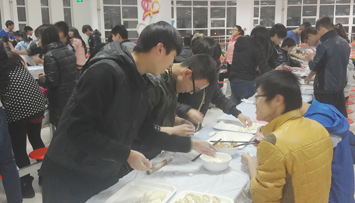 我们迎新年包饺子大赛圆满结束