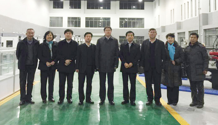 “阳光路上,奋力前行”——我们2016年元旦晚会隆重举行 “阳光路上,奋力前行”——我们2016年元旦晚会隆重举行