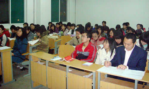 国贸市营学生党支部召开党员发展大会 国贸市营学生党支部召开党员发展大会