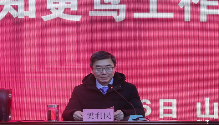 我们举行“青马工程”开班仪式 暨知更鸟工作室揭牌仪式 我们举行“青马工程”开班仪式 暨知更鸟工作室揭牌仪式