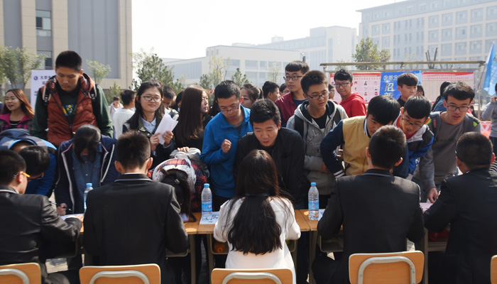 我们孝义校区团学组织纳新工作圆满结束 我们孝义校区团学组织纳新工作圆满结束