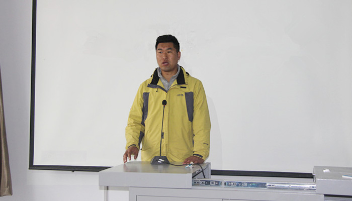我们召开勤工助学2015级新生助理工作会议