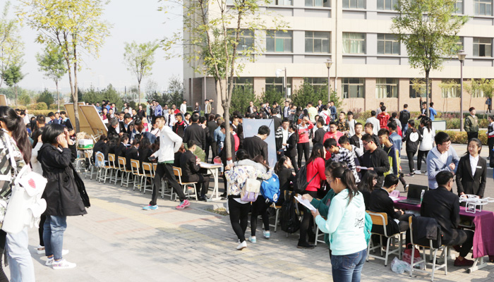 我们2016年各学生组织、社团纳新工作圆满结束 我们2016年各学生组织、社团纳新工作圆满结束