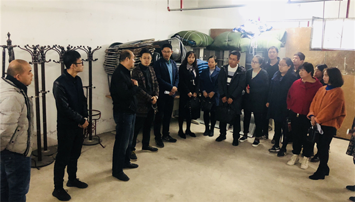 我们召开2018—2019学年第一学期资产管理工作交流会及学期例会