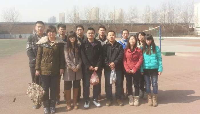 我们各学生党总支开展“学习雷锋精神践行社会主义核心价值观”主题活动