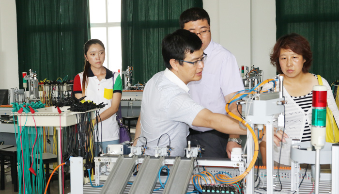 院学工部部长武佐君一行赴温州职业技术学院参观调研 院学工部部长武佐君一行赴温州职业技术学院参观调研