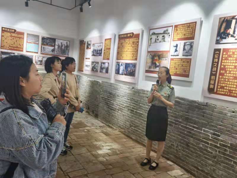 第二教学党支部“传承红色基因,牢记初心使命” 红色教育活动 第二教学党支部“传承红色基因,牢记初心使命” 红色教育活动