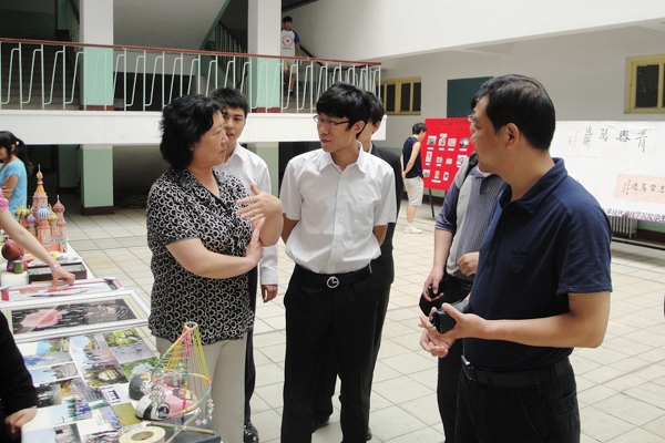 我们举办第四届“现代风华”文化节优秀作品展 我们举办第四届“现代风华”文化节优秀作品展