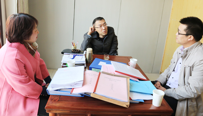 院学工部对校外创业孵化基地进行考察 院学工部对校外创业孵化基地进行考察