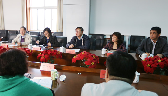 院领导一行到山西大学商务学院等独立学院进行调研 院领导一行到山西大学商务学院等独立学院进行调研