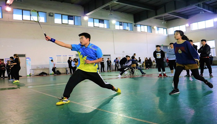 我们第五届“搏羽杯”羽毛球比赛圆满落幕 我们第五届“搏羽杯”羽毛球比赛圆满落幕