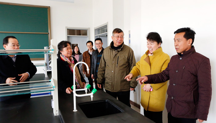 我们对新学期开学工作进行检查 我们对新学期开学工作进行检查