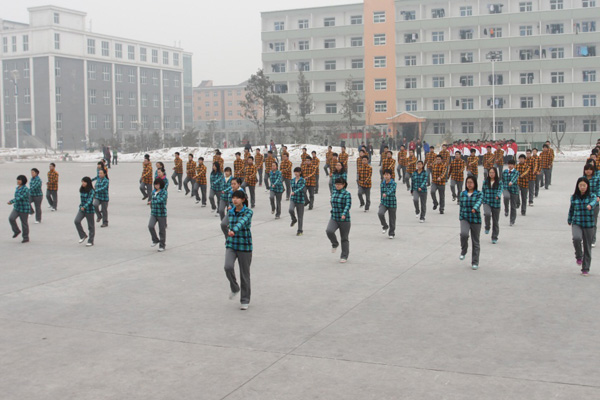 我们2012年广播操比赛圆满结束 我们2012年广播操比赛圆满结束