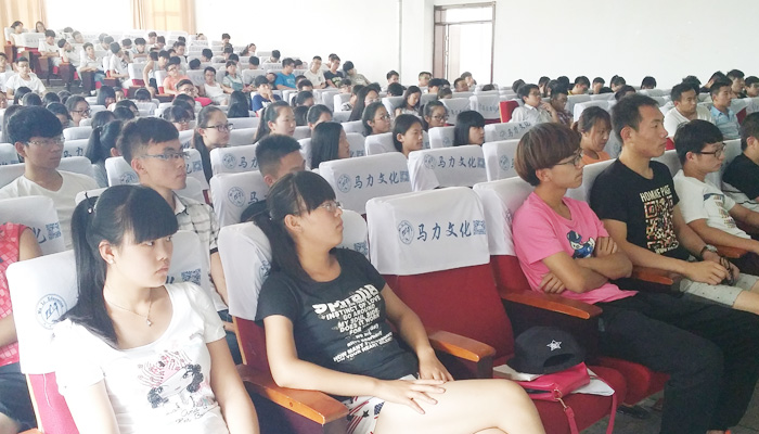 我们成功举办第二届国防教育宣讲活动