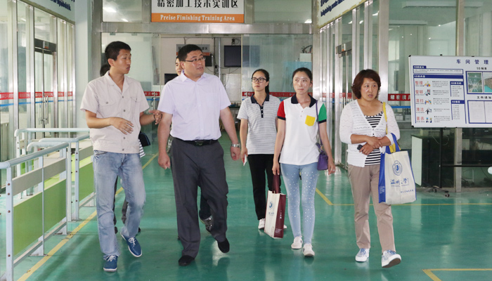 院学工部部长武佐君一行赴温州职业技术学院参观调研 院学工部部长武佐君一行赴温州职业技术学院参观调研