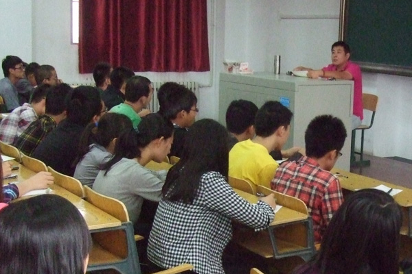 我们召开2011迎新志愿者培训动员大会 我们召开2011迎新志愿者培训动员大会