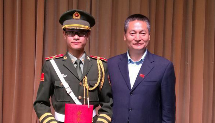 我们国旗护卫队在第三届全国高校升旗手交流展示活动中荣获佳绩