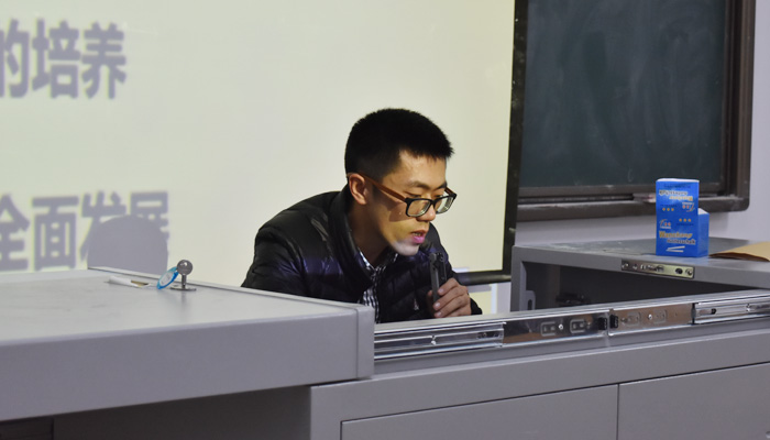 我们开展2015级新生入学教育活动
