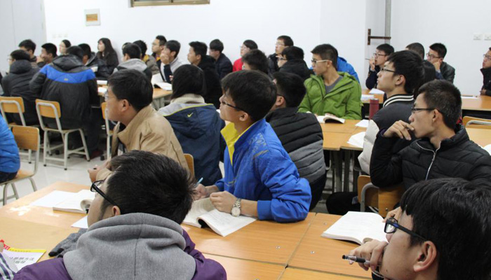 我们“学霸工作坊”助力学风建设 我们“学霸工作坊”助力学风建设