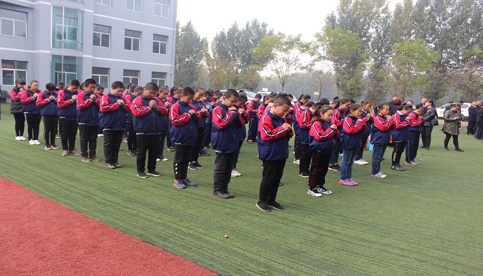 我们团委志愿者赴孝义市大孝堡乡参与志愿扶贫活动 我们团委志愿者赴孝义市大孝堡乡参与志愿扶贫活动