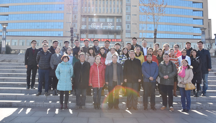 我们召开2015年度学生工作人员考核暨辅导员述职大会 我们召开2015年度学生工作人员考核暨辅导员述职大会