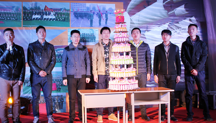 我们国旗护卫队举办建队七周年庆典活动 我们国旗护卫队举办建队七周年庆典活动