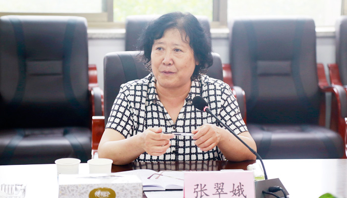 我们举行 “讲规矩、有纪律”专题学习讨论会 我们举行 “讲规矩、有纪律”专题学习讨论会