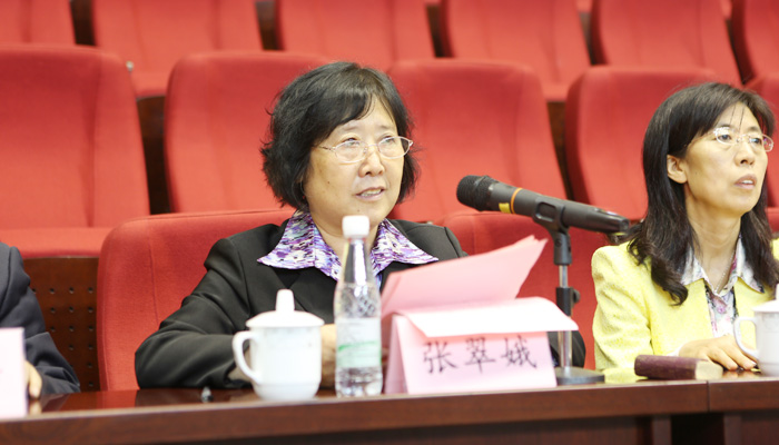 我们举行2015级新生开学典礼暨军训动员大会 我们举行2015级新生开学典礼暨军训动员大会