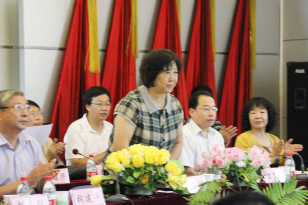 我们举办新入职员工岗前培训 我们举办新入职员工岗前培训