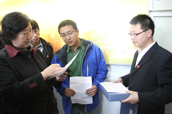 院党委开展学生党支部档案建设检查工作 院党委开展学生党支部档案建设检查工作
