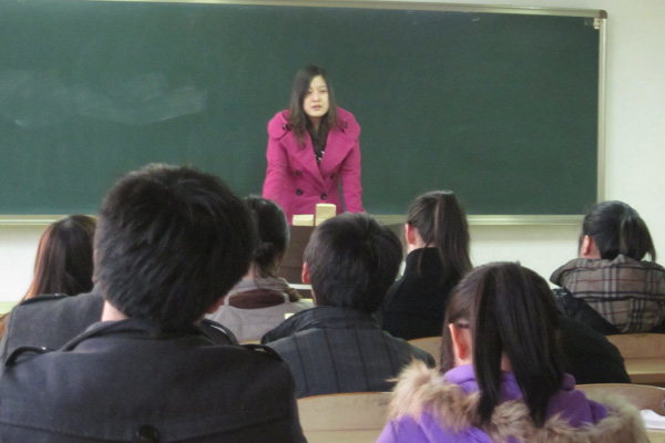 国贸市营党支部召开特色组织生活会 国贸市营党支部召开特色组织生活会