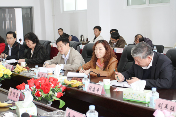 省学位办专家组对我们申请列为学士学位授予单位及授予专业进行评审 省学位办专家组对我们申请列为学士学位授予单位及授予专业进行评审