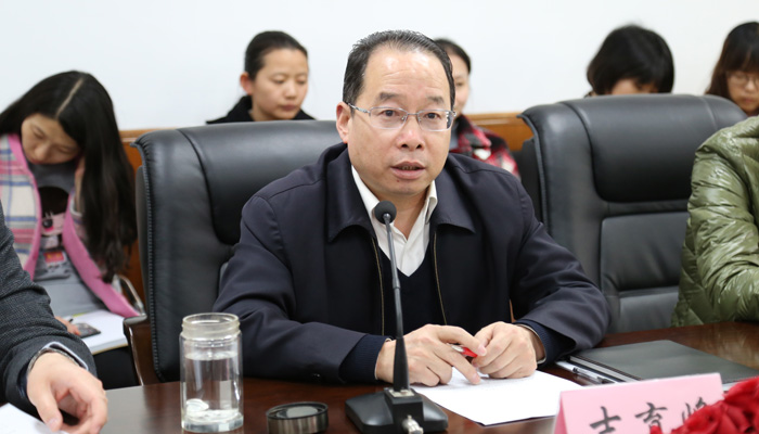 校党委组织部一行莅临我们检查发展党员工作