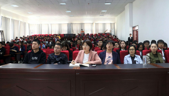 院团委在孝义校区组织团员青年观看 院团委在孝义校区组织团员青年观看