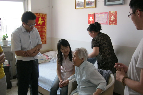 第一学生党总支组织去比家美托老院义务劳动 第一学生党总支组织去比家美托老院义务劳动