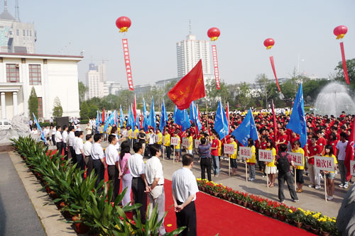 我们参加“百万青年投身汾河生态修复工程大学生志愿服务队”出征仪式