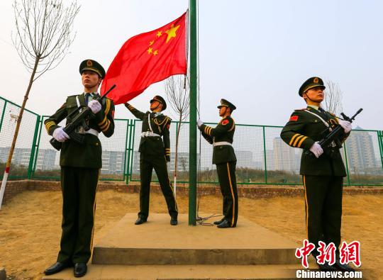国旗下沸腾的青春——走进山西高校国旗护卫队 国旗下沸腾的青春——走进山西高校国旗护卫队