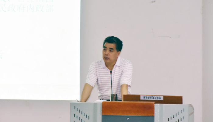 我们孝义校区举办“弘扬赵宗复精神,践行两学一做”专题讲座 我们孝义校区举办“弘扬赵宗复精神,践行两学一做”专题讲座